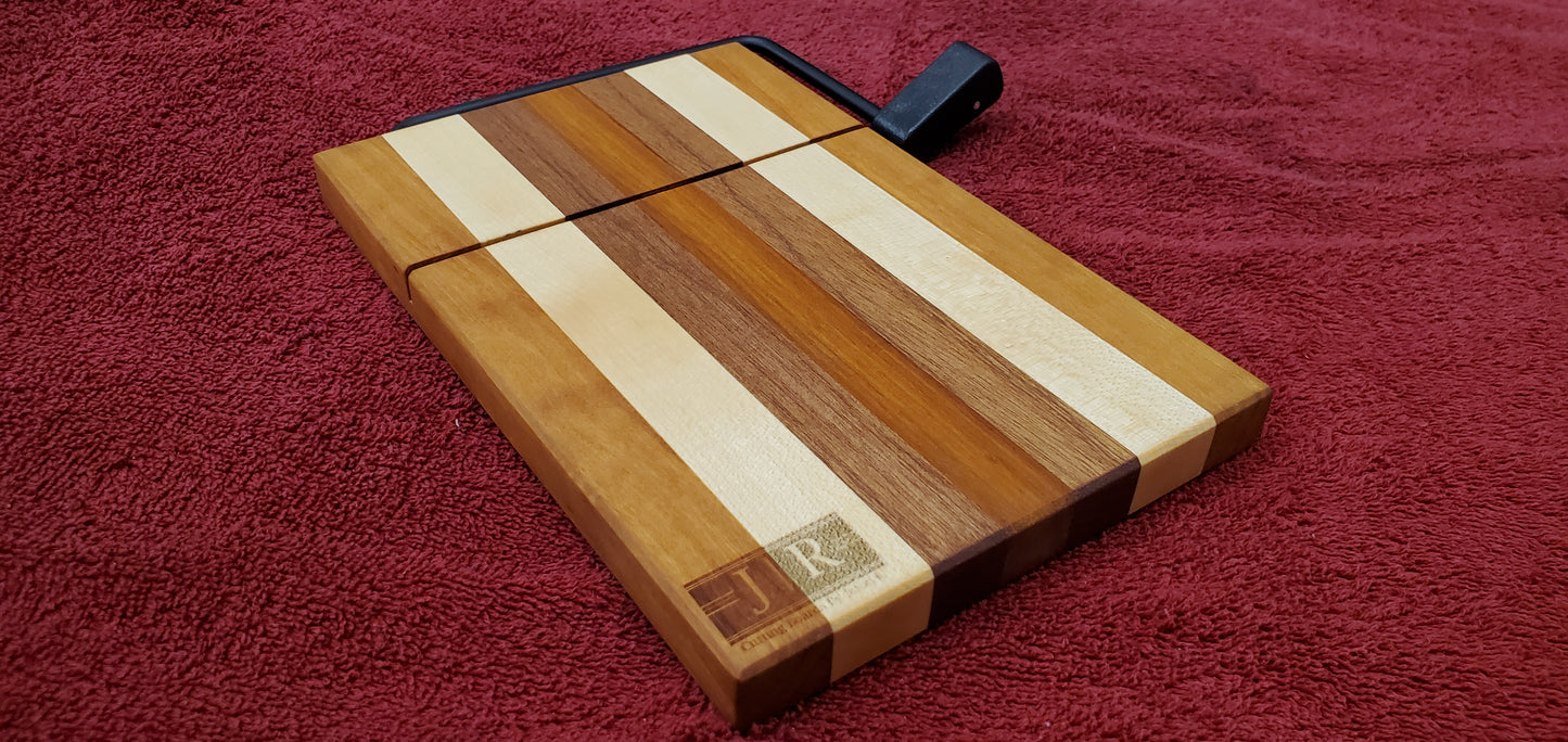 Cheese Slicer in Cherry, Walnut, and Maple – Elegant and Durable Design